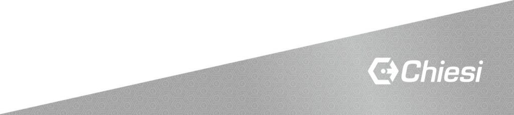 Ein graues Dreieck rechts mit dem weißen Chiesi-Logo.